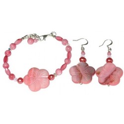 Pink Mother-of-Pearl Flower Bracelet Set
