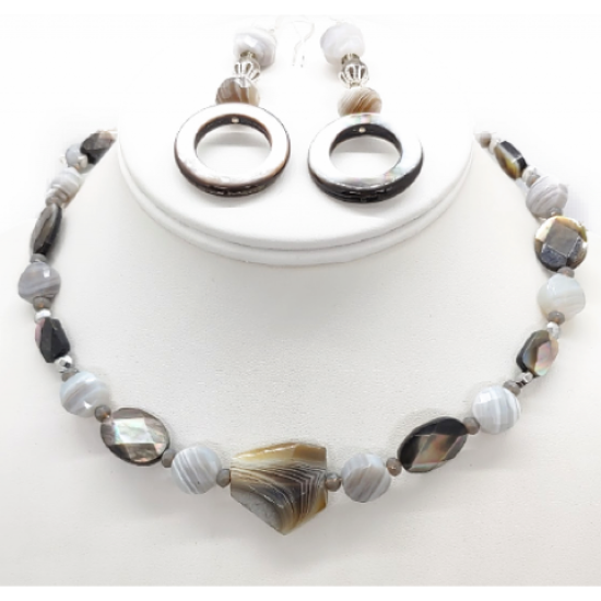 Gray, White and Brown Choker Set