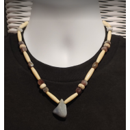 Off-White Men's Necklace with Botswana Agate 