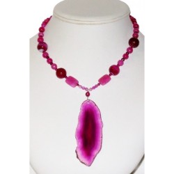 Fuchsia Necklace with Agate Pendant
